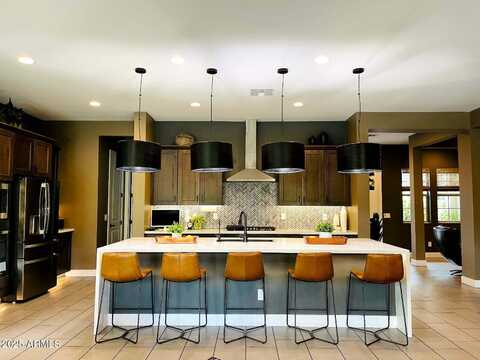 2028 E CHAMA Drive, Phoenix, AZ 85024