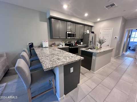 2669 S PEPPERTREE Drive, Gilbert, AZ 85295