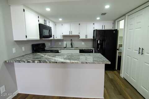 2144 E CENTER Lane, Tempe, AZ 85281