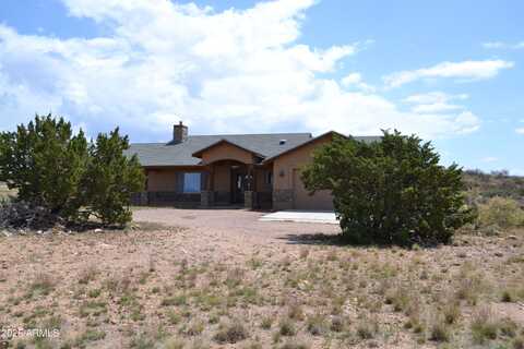 815 E PANIOLO Way, Paulden, AZ 86334