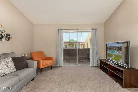 461 W HOLMES Avenue, Mesa, AZ 85210