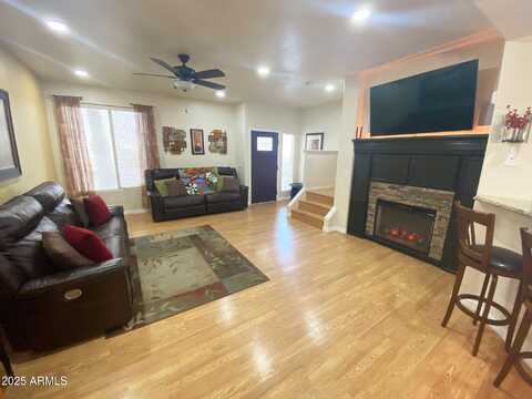 4805 E KACHINA Trail, Phoenix, AZ 85044