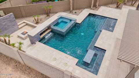 10261 W FOOTHILL Drive, Peoria, AZ 85383