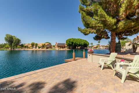 608 E STONEBRIDGE Drive, Gilbert, AZ 85234