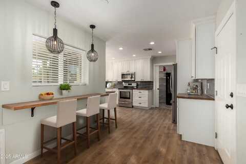 4939 E PARADISE Drive, Scottsdale, AZ 85254