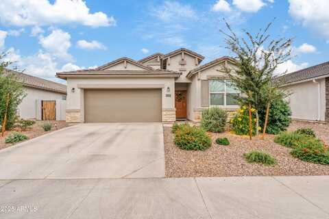 1337 W Highland Road, San Tan Valley, AZ 85143