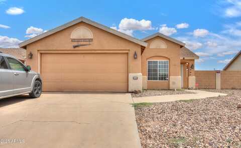 8735 W PINEVETA Drive W, Arizona City, AZ 85123