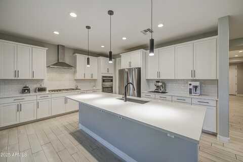12806 W MCLELLAN Road, Glendale, AZ 85307