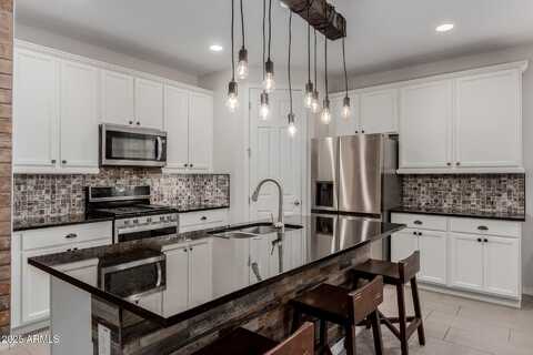5659 N 195TH Drive, Litchfield Park, AZ 85340