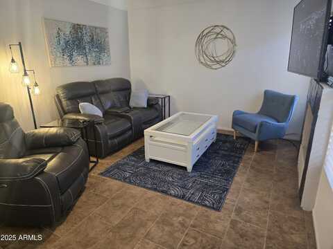 6409 S KENNETH Place S, Tempe, AZ 85283