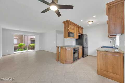 4554 E PARADISE VILLAGE Parkway, Phoenix, AZ 85032