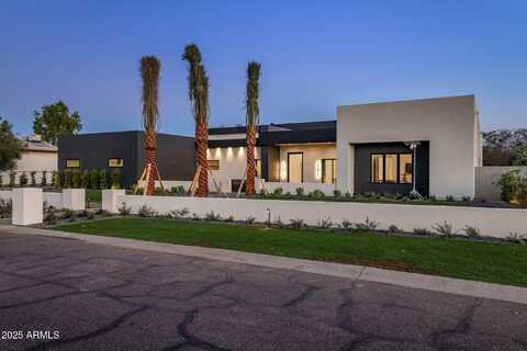 6303 E VIA ESTRELLA Avenue, Paradise Valley, AZ 85253