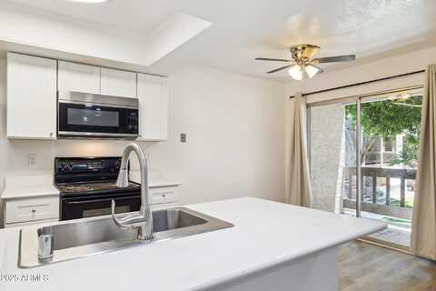 520 N STAPLEY Drive, Mesa, AZ 85203