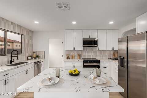 10625 E BRAMBLE Avenue, Mesa, AZ 85208