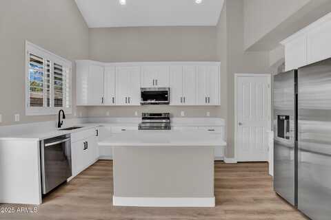 3376 E LAFAYETTE Avenue, Gilbert, AZ 85298