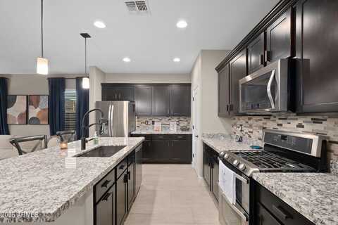12152 W BRILES Road, Peoria, AZ 85383