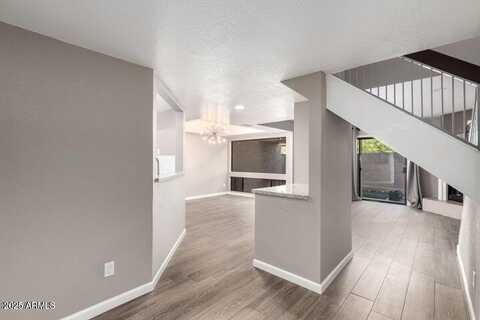 3030 N HAYDEN Road, Scottsdale, AZ 85251