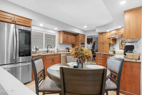 5402 E MCKELLIPS Road, Mesa, AZ 85215