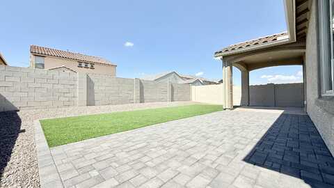 9034 W Luke Avenue, Glendale, AZ 85305