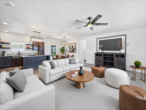 39618 N CENTRAL Avenue, Phoenix, AZ 85086