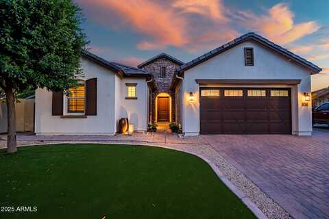 15803 W ALMERIA Road, Goodyear, AZ 85395