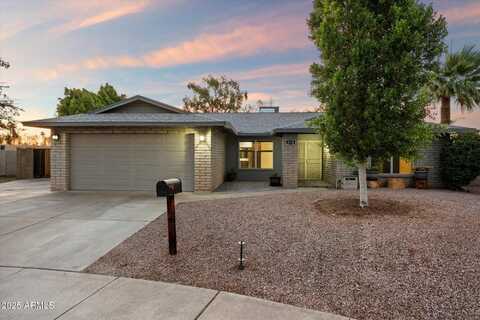 2726 W Meseto Circle, Mesa, AZ 85202