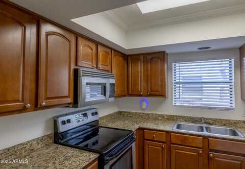 3330 W DANBURY Drive, Phoenix, AZ 85053