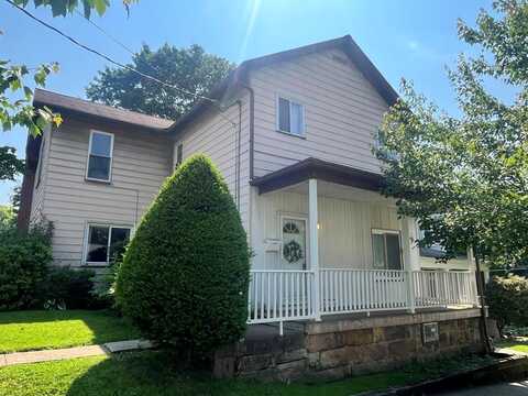 618 South Street, Clarion, PA 16214