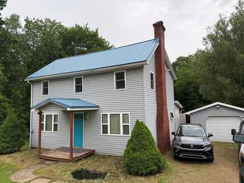 5527 US 322, Franklin, PA 16323