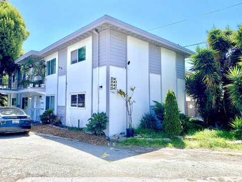 2541 Denning Ct, Castro Valley, CA 94546