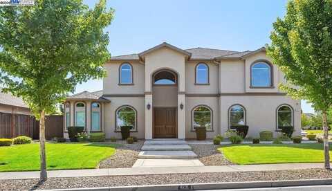 4121 Country Walk Lane, Turlock, CA 95382