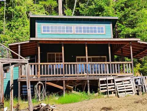 8990 Signal Ridge Rd, Philo, CA 95466