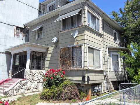 3020 E 19th st, Oakland, CA 94601