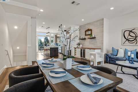 2133 Main St, Alameda, CA 94501