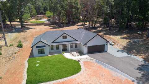 5579 Glen Dr, Foresthill, CA 95631