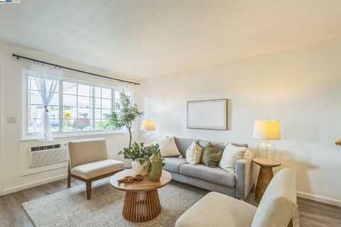 700 Fargo Ave, San Leandro, CA 94579