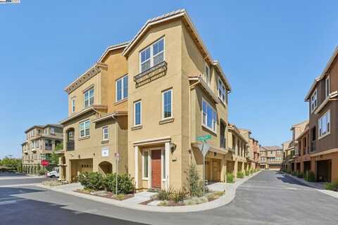 5743 Oceanspray Rd, Newark, CA 94560