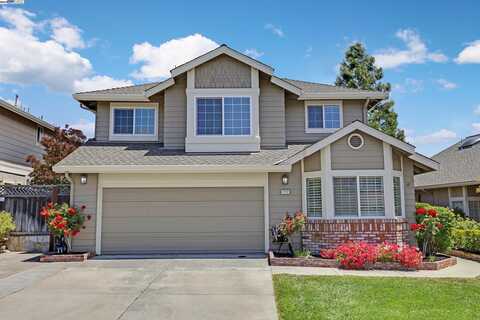 7777 Crossridge Rd, Dublin, CA 94568