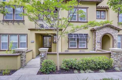 5092 Fioli Loop, San Ramon, CA 94582