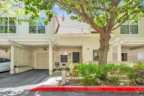 419 Saint Emilion Ct, Mountain View, CA 94043