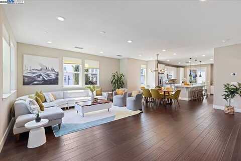 4023 Clare St, Dublin, CA 94568
