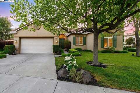 3499 Dennis Dr, Pleasanton, CA 94588