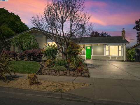 33537 Bardolph Cir, Fremont, CA 94555