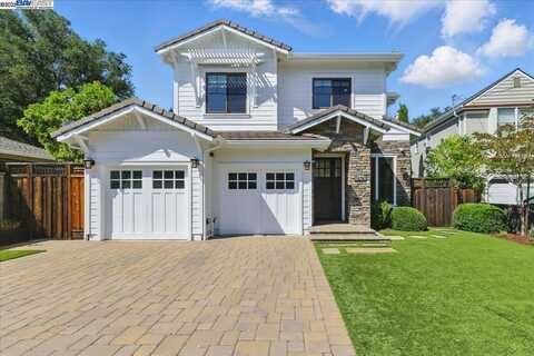 16741 Loma St, Los Gatos, CA 95032