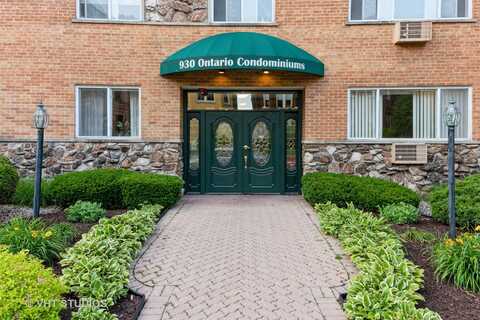 930 Ontario Street, Oak Park, IL 60302