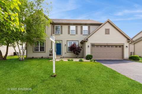 2210 Surrey Street, Sycamore, IL 60178