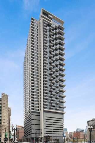 235 W. Van Buren Street, Chicago, IL 60607