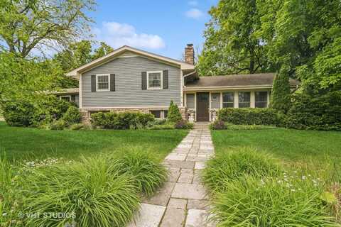 90 Golfview Road, Lake Zurich, IL 60047
