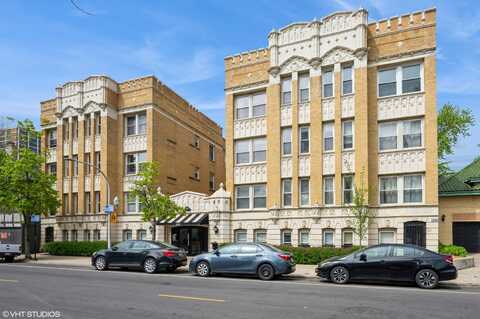 4240 N. Clarendon Avenue, Chicago, IL 60613