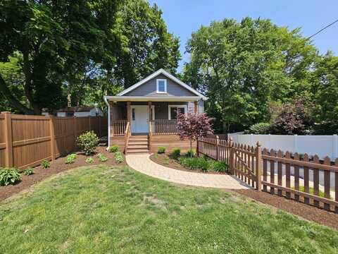 520 State Avenue, Saint Charles, IL 60174